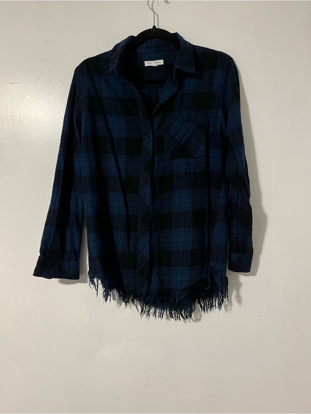 beachlunchlounge Blue and Black Plaid Button-Down Shirt - Frayed Hem